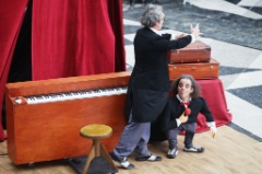 The Crazy Mozarts 024 * 5616 x 3744 * (7.01MB)